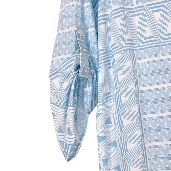 Chico’s NWOT Geo Blues Sabina Roll Up Sleeve Pattern Button Top - Picture 4 of 6